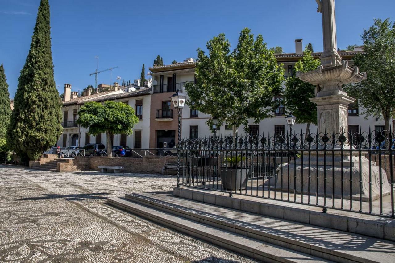 Plaza Del Campo Del Principe Apartment Granada Exterior photo